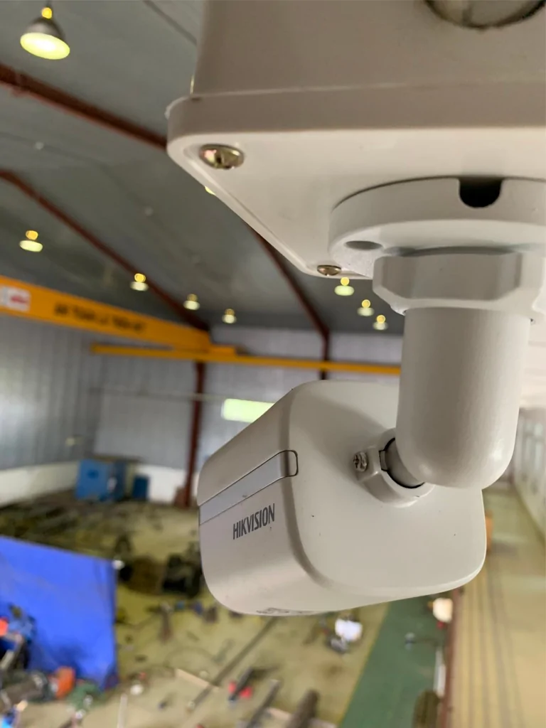camera có đầu ghi cho nhà xưởng lớn