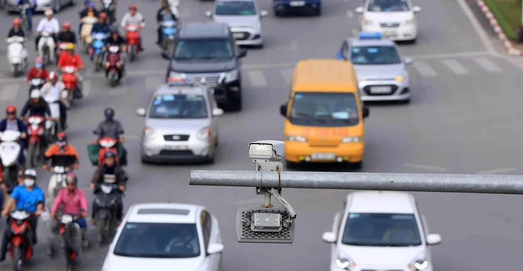 Bộ Công An đề xuất camera giám sát giao thông phải ghi hình lên đến 220km/h