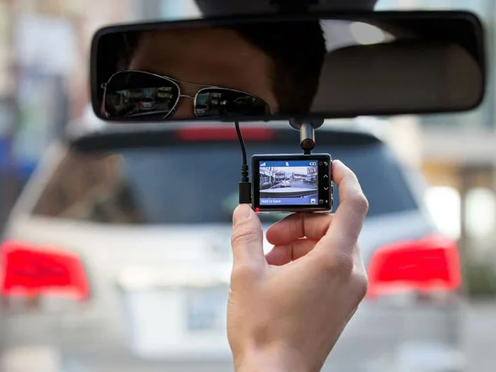 Camera quan sát hành trình là gì? Vì sao nên trang bị cho ô tô?